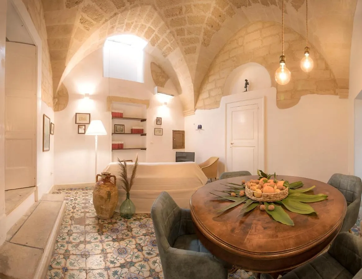 Forleo Historic Apartments - Treb Collection 레체