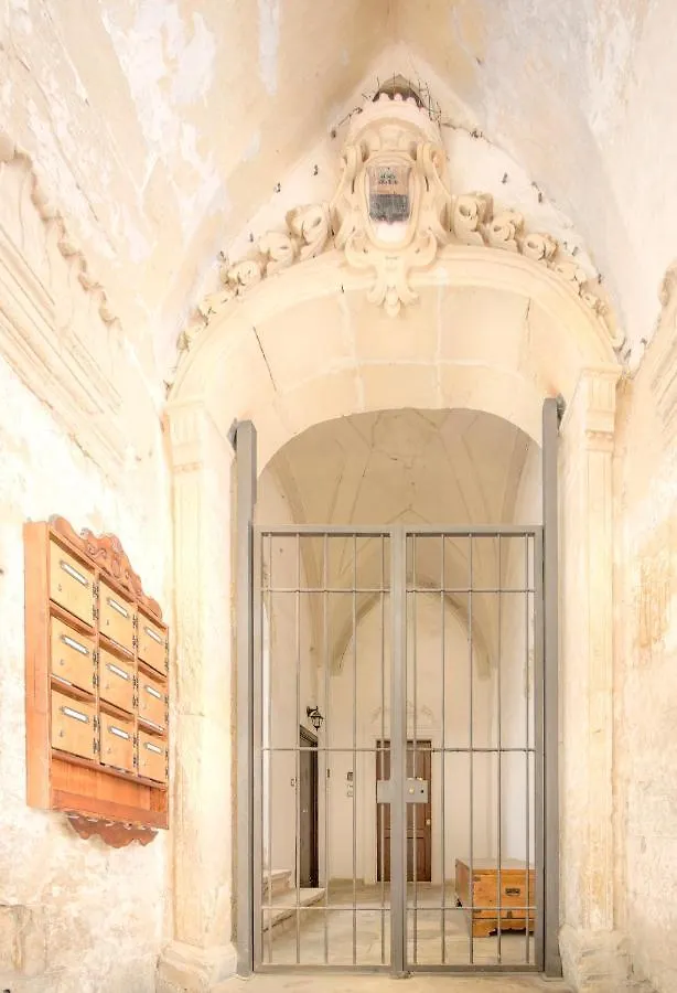 Forleo Historic Apartments - Treb Collection 레체