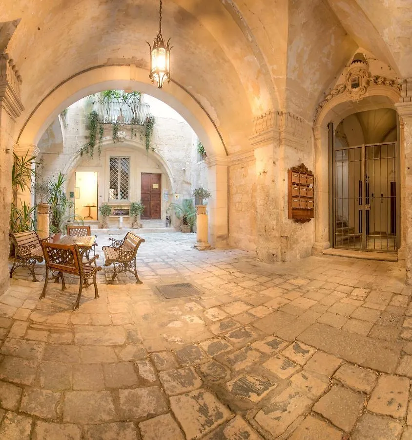 Forleo Historic Apartments - Treb Collection 레체